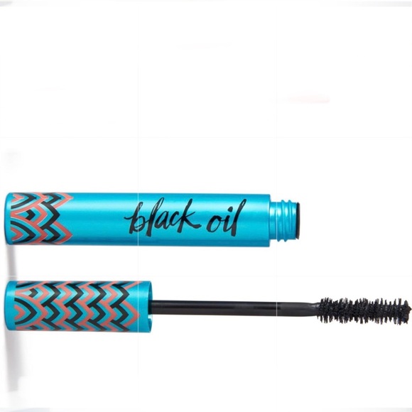 JOSIE MARAN Other - Josie Maran Argan Black Oil Mascara